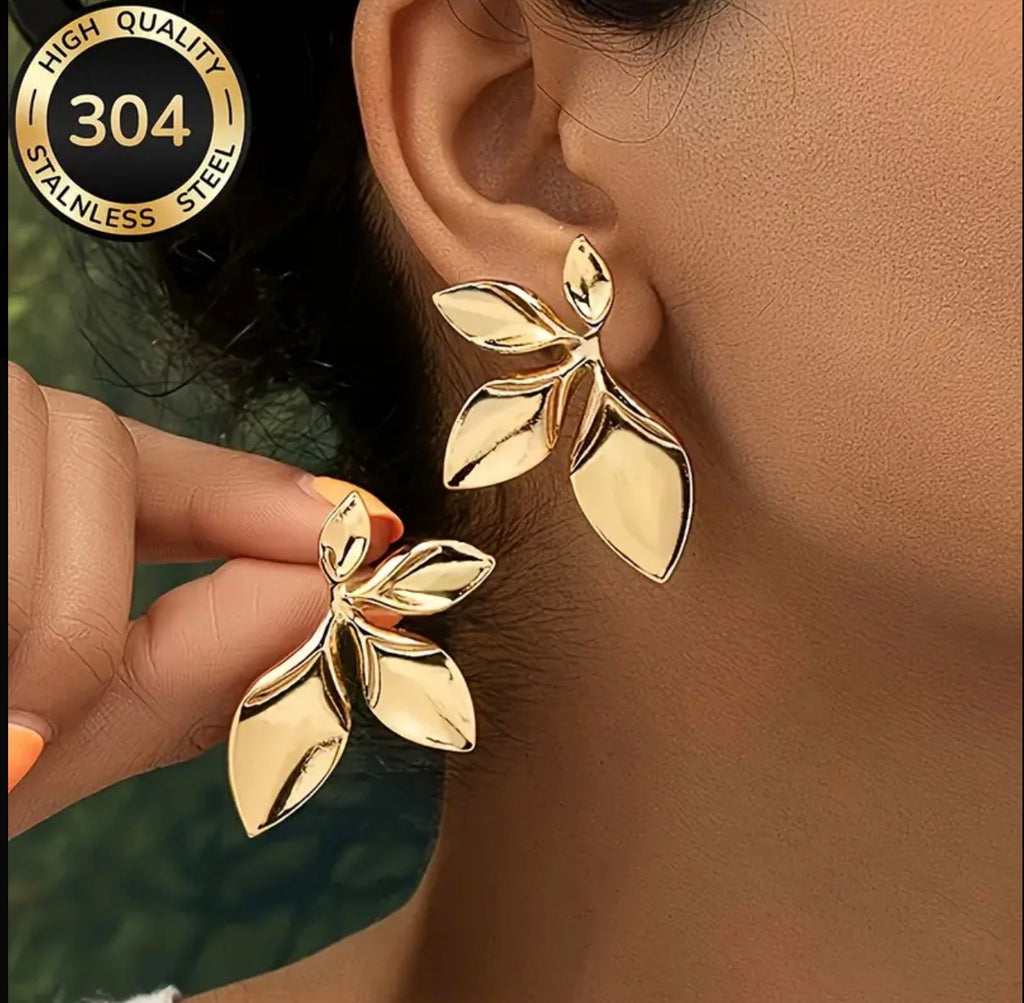 Hypoallergena Örhängen - 18K Guldpläterade Lövdesign